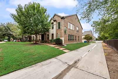 1613 Black Duck Terrace #F, Carrollton, TX 75010 - Photo 2