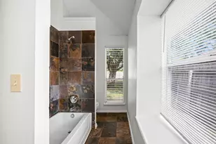 1219 Brooklawn Dr, Arlington, TX 76018 - Photo 12