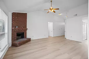 1219 Brooklawn Dr, Arlington, TX 76018 - Photo 6