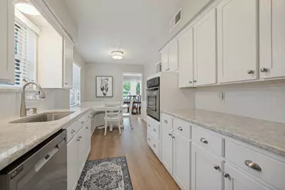 10408 Vistadale Drive, Dallas, TX 75238 - Photo 16