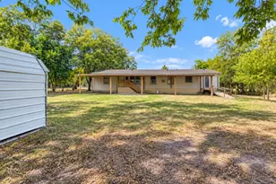 105 E Laura Ave, Quinlan, TX 75474 - Photo 8