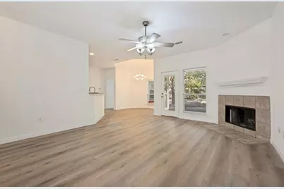 2104 Leslie Street, Denton, TX 76205 - Photo 6