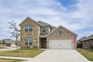 1601 Grand Villa St, Princeton, TX 75407 - Photo 2