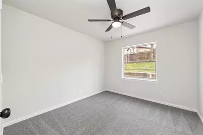 4040 Wind River Drive, Dallas, TX 75216 - Photo 18