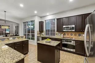 1061 Noble Ave, Lantana, TX 76226 - Photo 2