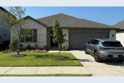 820 Jacquelyn Dr, Little Elm, TX 75068 - Photo 1