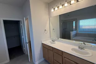 820 Jacquelyn Dr, Little Elm, TX 75068 - Photo 16