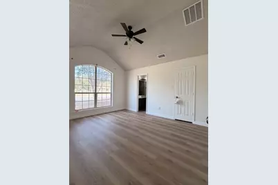 7562 John T White Road, Fort Worth, TX 76120 - Photo 10