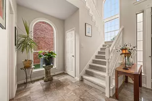 7626 Lakecrest Cir, Irving, TX 75063 - Photo 16