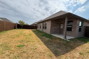 5267 Mountain View Dr, Krum, TX 76249 - Photo 14