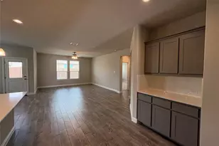 5267 Mountain View Dr, Krum, TX 76249 - Photo 2