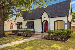 1120 SW 1st St, Cooper, TX 75432 - Photo 2