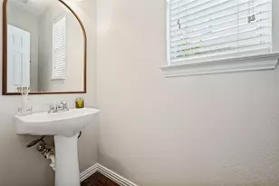 310 Conroe Cir, Argyle, TX 76226 - Photo 20