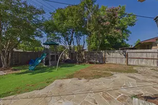 1112 Fox River Ln, Fort Worth, TX 76120 - Photo 32