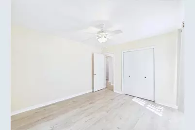1112 Fox River Lane, Fort Worth, TX 76120 - Photo 24