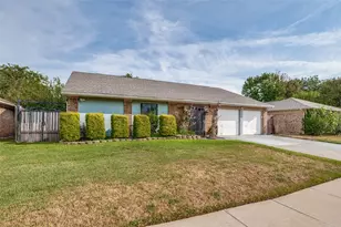 2307 Busch Dr, Arlington, TX 76014 - Photo 1