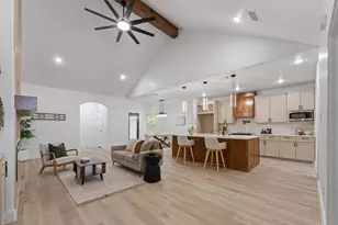813 Tierney Rd, Fort Worth, TX 76112 - Photo 4