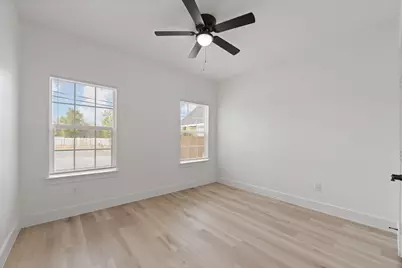 813 Tierney Road, Fort Worth, TX 76112 - Photo 20
