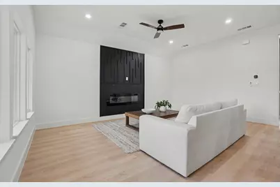 2443 Naoma Street, Dallas, TX 75241 - Photo 2