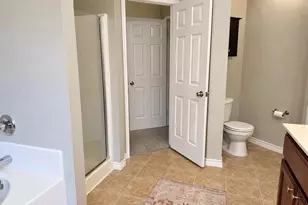 224 Spring Hollow Dr, Saginaw, TX 76131 - Photo 10