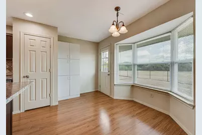 5604 Maurie Drive, Haltom City, TX 76148 - Photo 14
