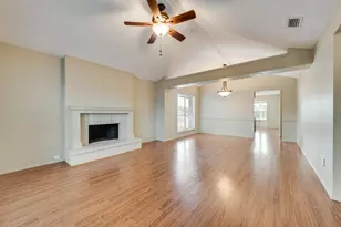 5604 Maurie Dr, Haltom City, TX 76148 - Photo 6