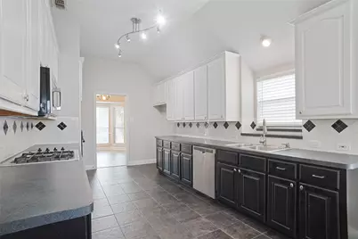 1828 Lacey Oak Lane, Keller, TX 76248 - Photo 6