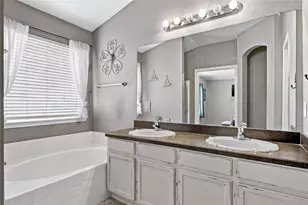 1709 White Mountain Wy, Princeton, TX 75407 - Photo 12