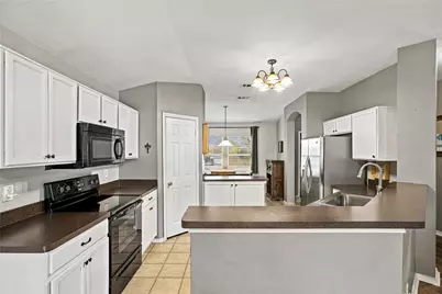 1709 White Mountain Way, Princeton, TX 75407 - Photo 6