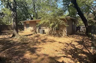 1514 Camellia Dr, Arlington, TX 76013 - Photo 24