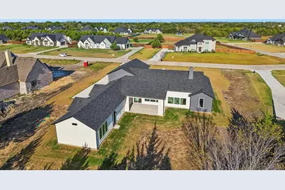 3080 Glen Oaks Drive, Waxahachie, TX 75165 - Photo 2