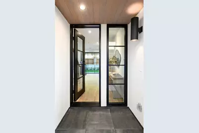 4051 Hawthorne Avenue, Dallas, TX 75219 - Photo 2
