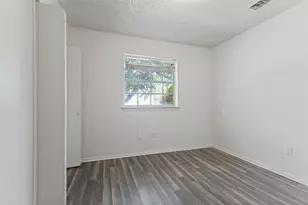 125 N Jessup St, Alvarado, TX 76009 - Photo 8