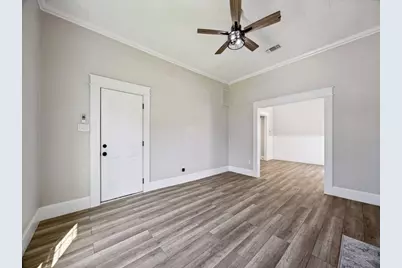 917 W Sears Street, Denison, TX 75020 - Photo 8