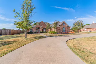 1198 E Oaklawn Drive, Talty, TX 75160 - Photo 2