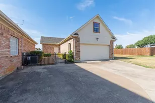 1198 E Oaklawn Dr, Talty, TX 75160 - Photo 26