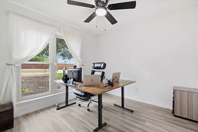 1614 Sunswept Terrace, Lewisville, TX 75077 - Photo 10