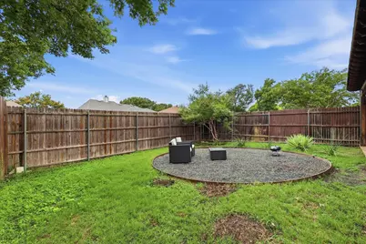1614 Sunswept Terrace, Lewisville, TX 75077 - Photo 14