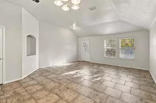 12516 Patnoe Dr, Fort Worth, TX 76028 - Photo 6