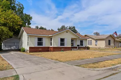 3513 Meadow Oaks Drive, Haltom City, TX 76117 - Photo 2