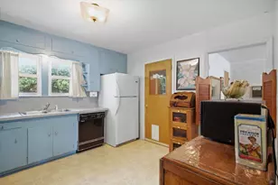 3513 Meadow Oaks Dr, Haltom City, TX 76117 - Photo 14