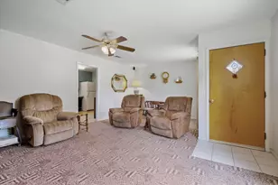 3513 Meadow Oaks Dr, Haltom City, TX 76117 - Photo 6