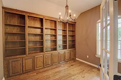107 Heritage Place, Glen Rose, TX 76043 - Photo 12