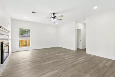 7108 Cadillac Boulevard, Arlington, TX 76016 - Photo 16