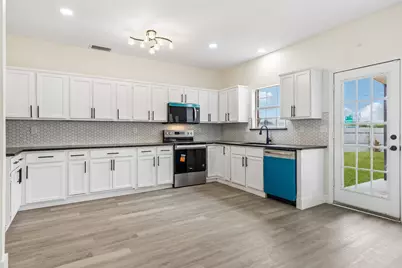 7108 Cadillac Boulevard, Arlington, TX 76016 - Photo 12