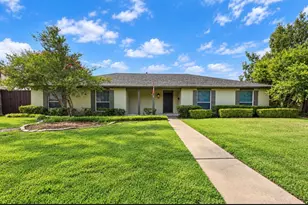 12315 Quincy Ln, Dallas, TX 75230 - Photo 2