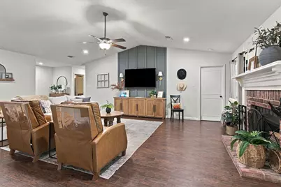6832 Lyndale Drive, Watauga, TX 76148 - Photo 8