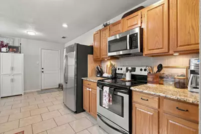 6832 Lyndale Drive, Watauga, TX 76148 - Photo 14