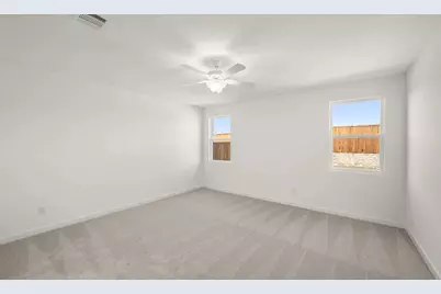 633 Tyronza Drive, Justin, TX 76247 - Photo 10