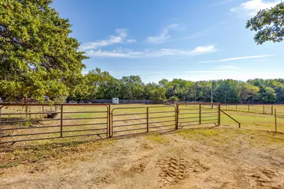 3305 E Fm 916, Cleburne, TX 76031 - Photo 40